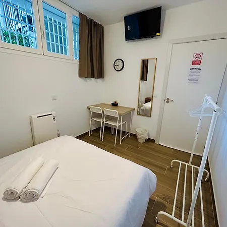 Rooms Chima Madrid Exterior photo