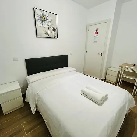 Rooms Chima Madrid Exterior photo