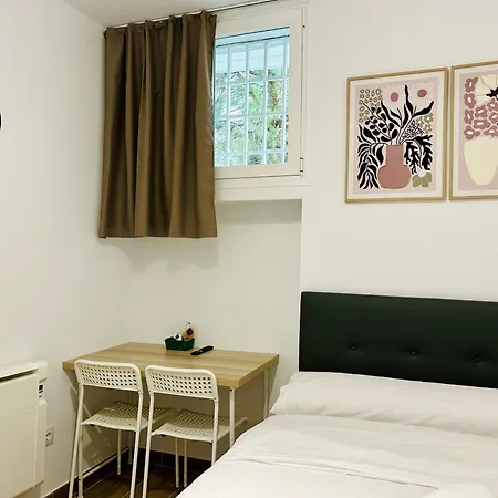Rooms Chima Madrid Exterior photo