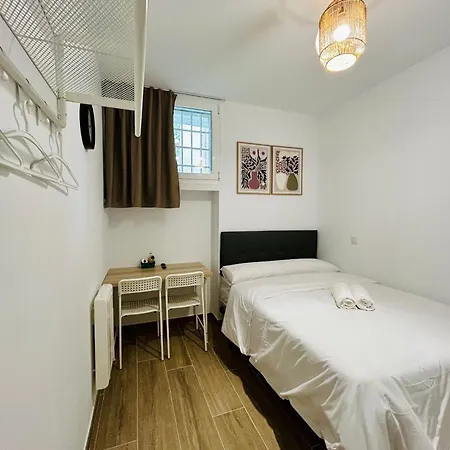 Rooms Chima Madrid Exterior photo